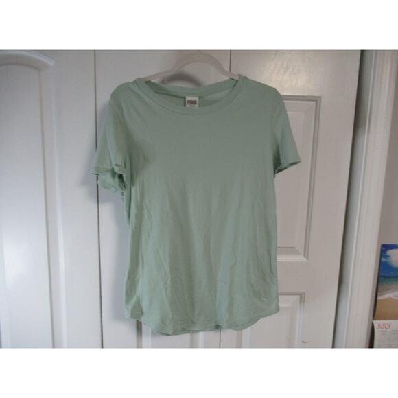 Mint Green Victoria's Secrete Pink scoop short sleeve shirt - Picture 1 of 3
